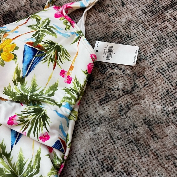 Bundle of Old Navy Mommy and Me Bathing Suits NWT🩱👙 - Picture 3 of 3